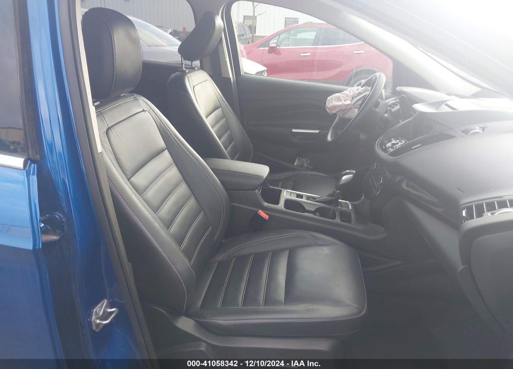 2018 FORD ESCAPE TITANIUM VIN: 1FMCU9J91JUD57292