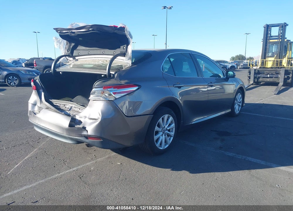2020 TOYOTA CAMRY LE VIN: 4T1C11AK6LU859702