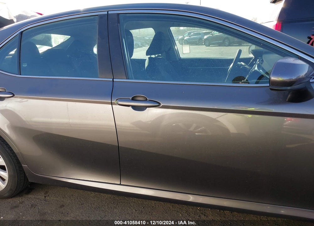 2020 TOYOTA CAMRY LE VIN: 4T1C11AK6LU859702