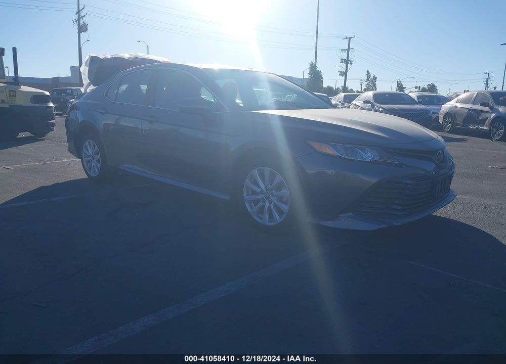 2020 TOYOTA CAMRY LE VIN: 4T1C11AK6LU859702