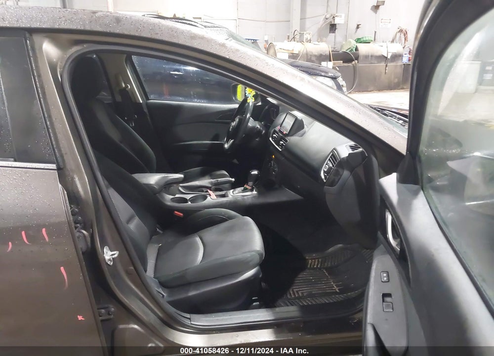 2014 MAZDA 3 I TOURING VIN: JM1BM1V76E1122808