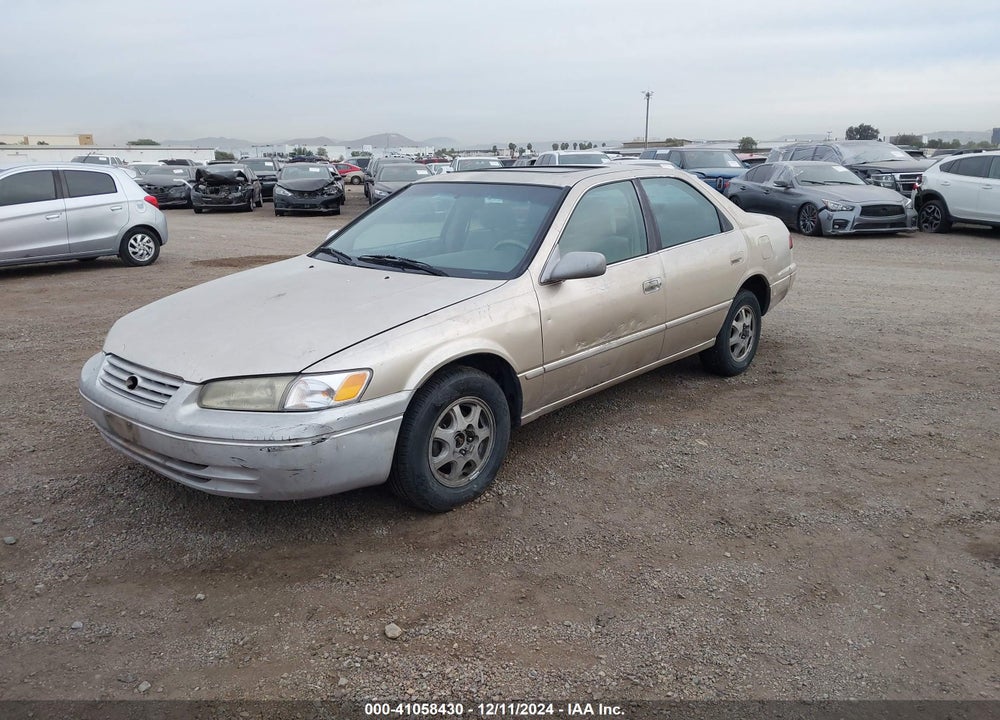 1997 TOYOTA CAMRY LE VIN: JT2BG22K7V0063398