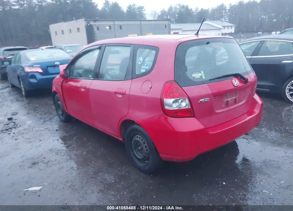 2008 HONDA FIT VIN: JHMGD38488S024539