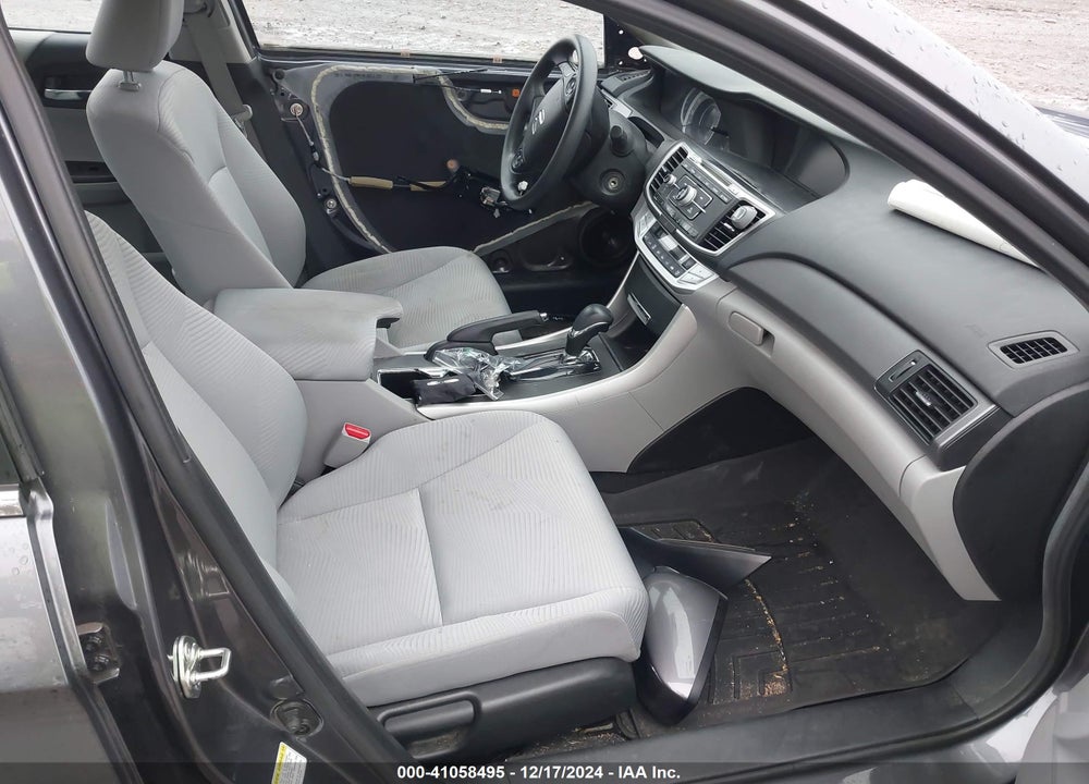 2015 HONDA ACCORD LX VIN: 1HGCR2F33FA261479