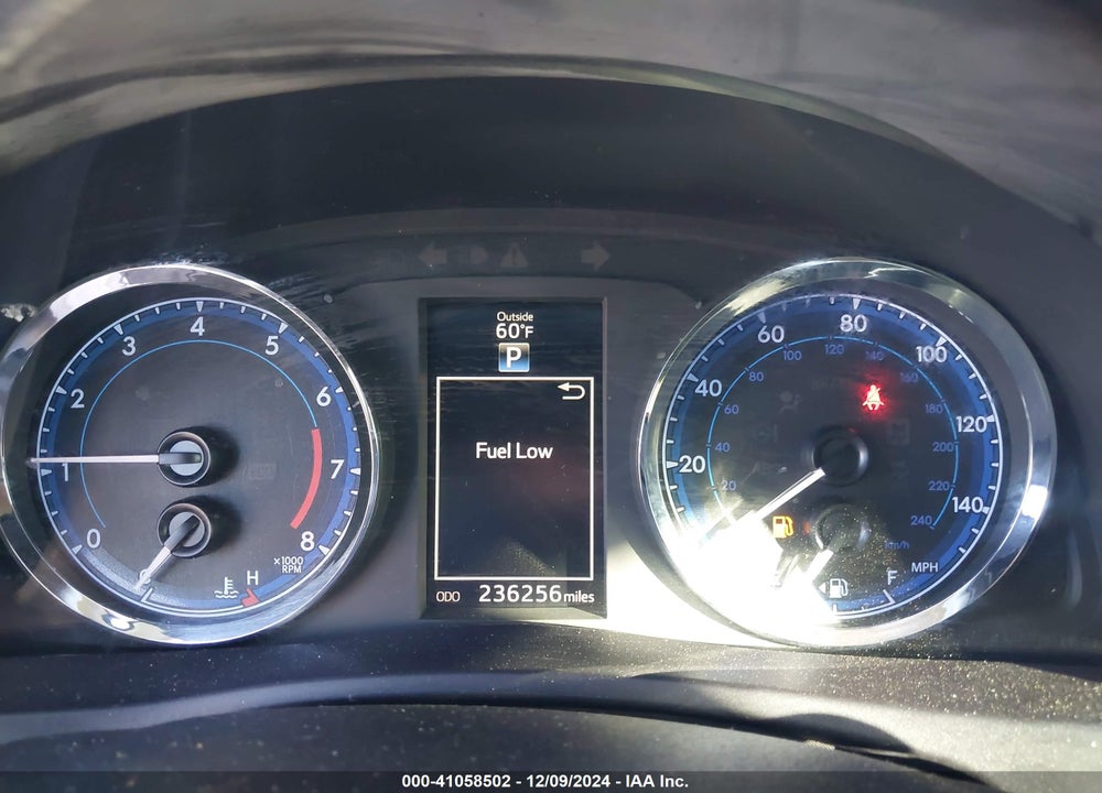 2019 TOYOTA COROLLA SE VIN: 5YFBURHE8KP882612