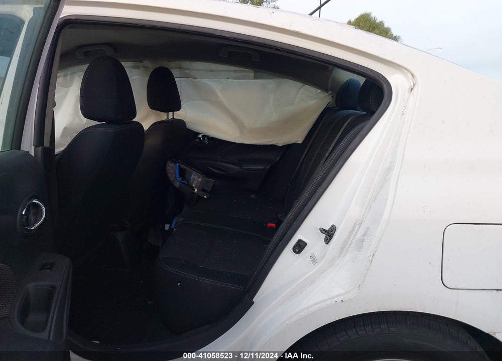2019 NISSAN VERSA 1.6 SV VIN: 3N1CN7AP9KL831654