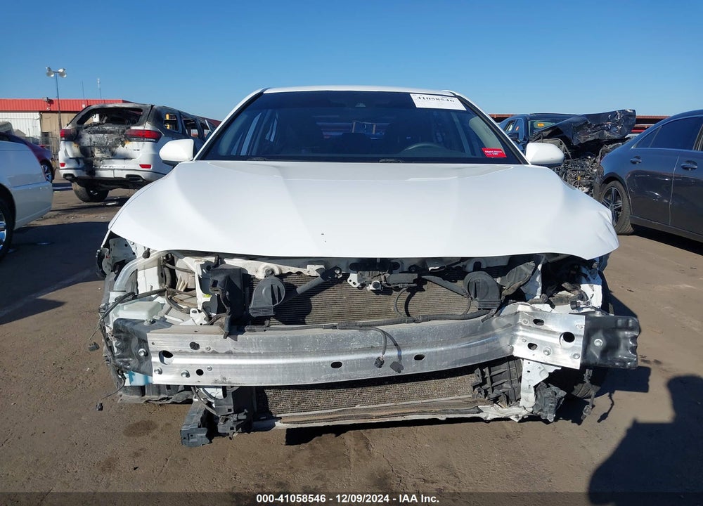2019 TOYOTA CAMRY SE VIN: 4T1B11HK2KU778826