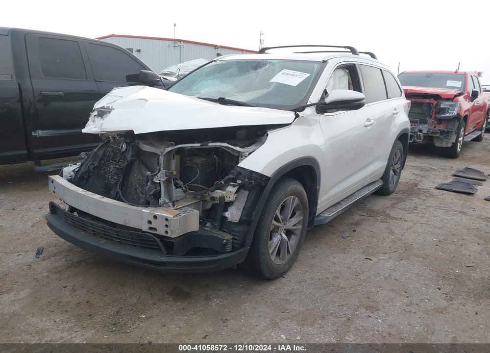 2015 TOYOTA HIGHLANDER XLE V6 VIN: 5TDKKRFH1FS055566