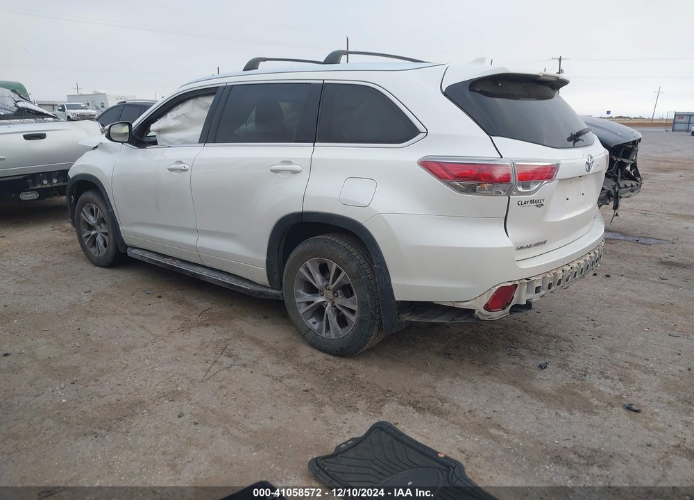 2015 TOYOTA HIGHLANDER XLE V6 VIN: 5TDKKRFH1FS055566