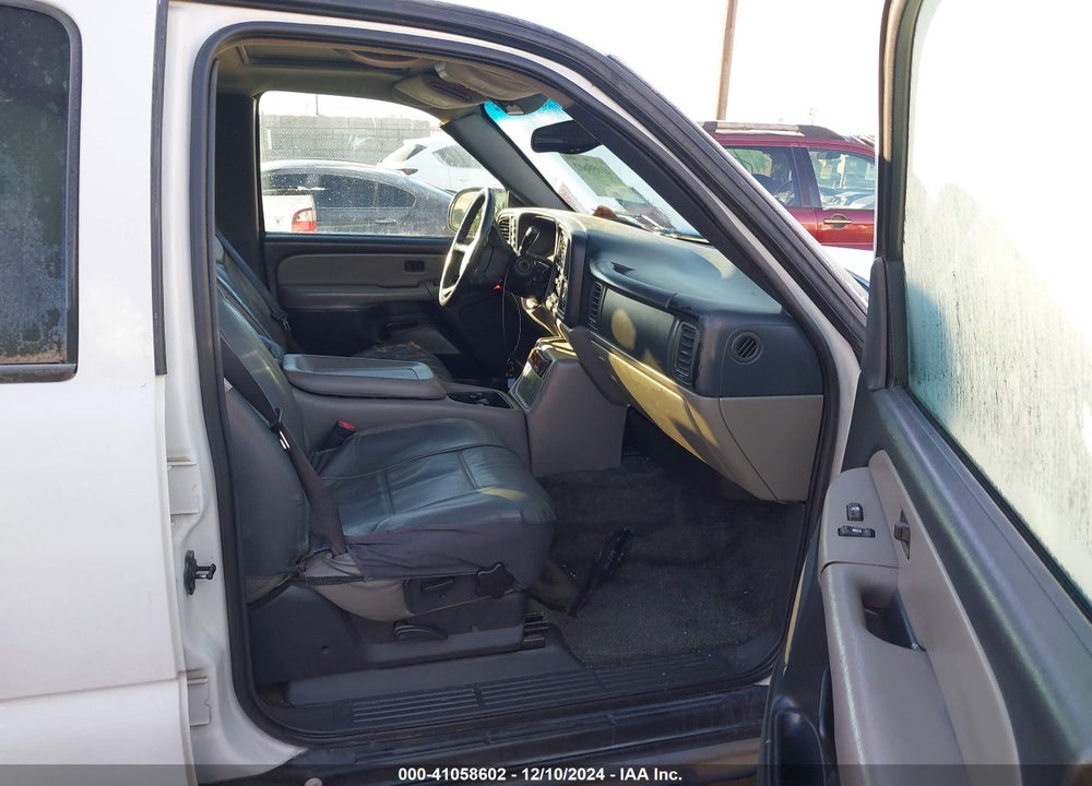 2002 CHEVROLET SUBURBAN 1500 Z71 VIN: 3GNFK16T82G253827