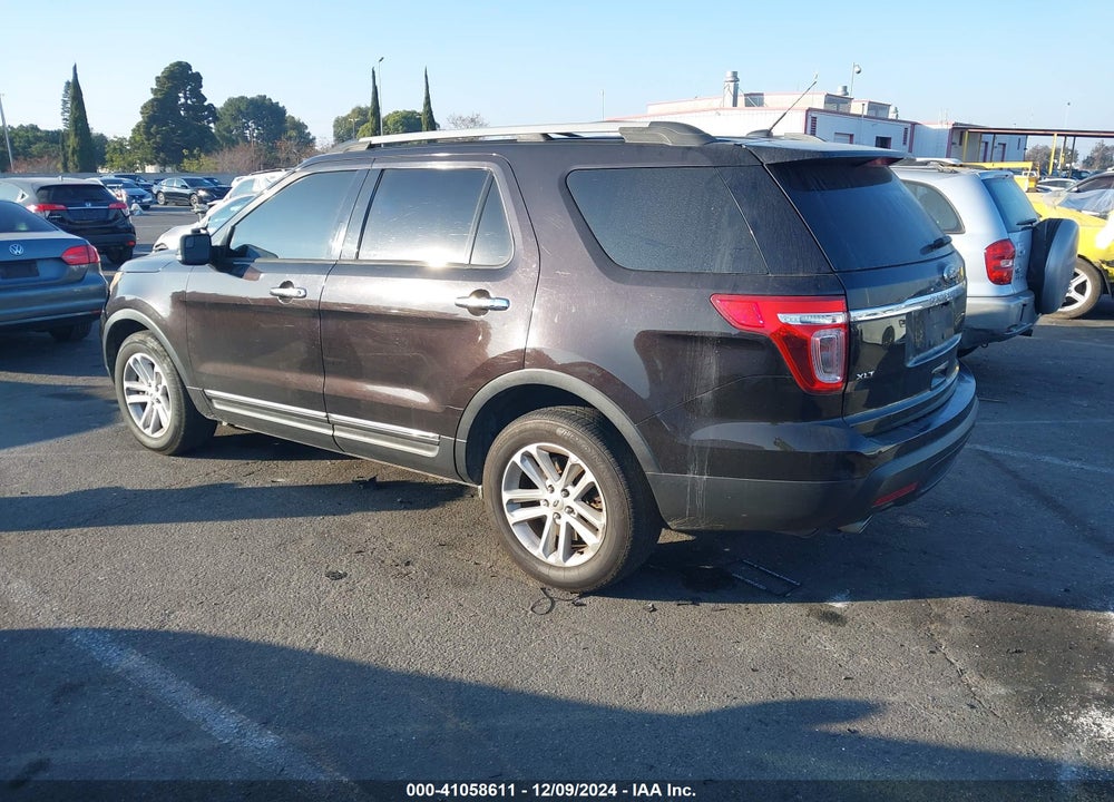 2013 FORD EXPLORER XLT VIN: 1FM5K8D89DGC25170