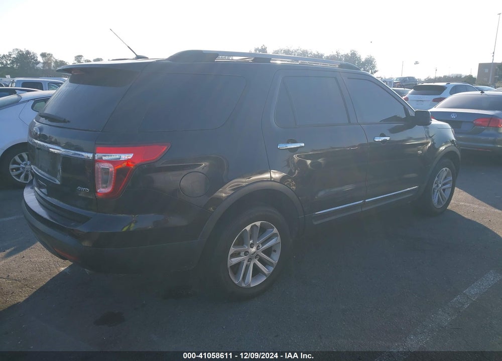 2013 FORD EXPLORER XLT VIN: 1FM5K8D89DGC25170