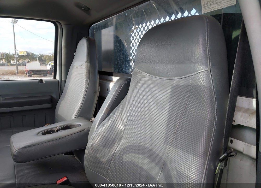 2015 FORD F-650 XL/XLT VIN: 3FRNF6FK8FV658829