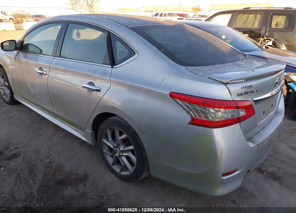 2015 NISSAN SENTRA SR VIN: 3N1AB7AP5FY329443