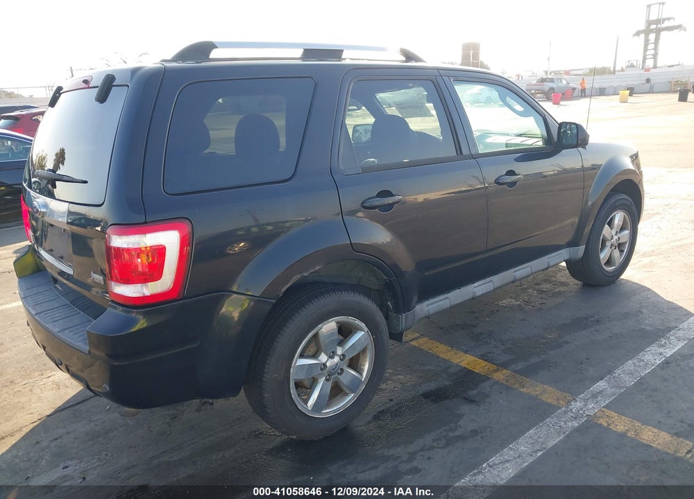 2010 FORD ESCAPE LIMITED VIN: 1FMCU0EG3AKB75884