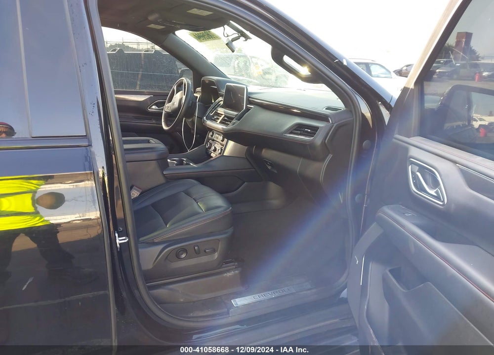 2022 CHEVROLET SUBURBAN 2WD RST VIN: 1GNSCEKD8NR205606