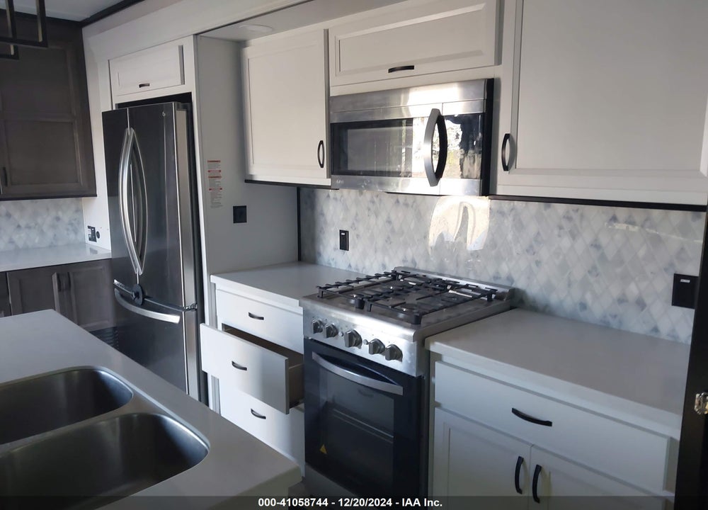 2023 CEDAR CREEK OTHER VIN: 4X4TCRS22PS231837