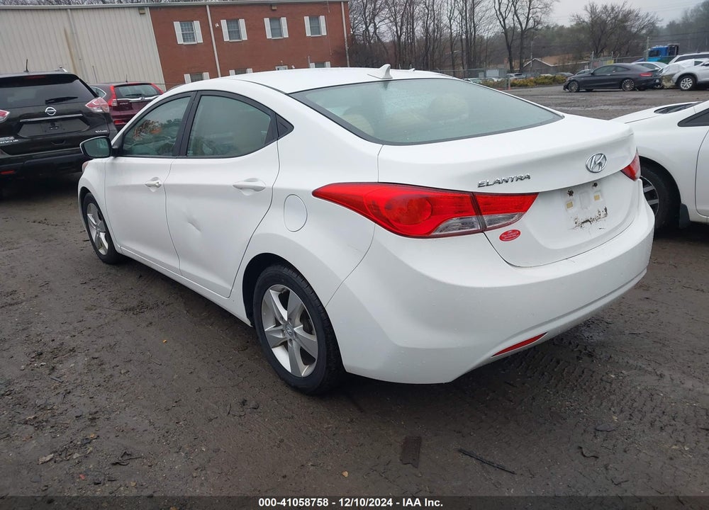2013 HYUNDAI ELANTRA VIN: 5NPDH4AE9DH299041