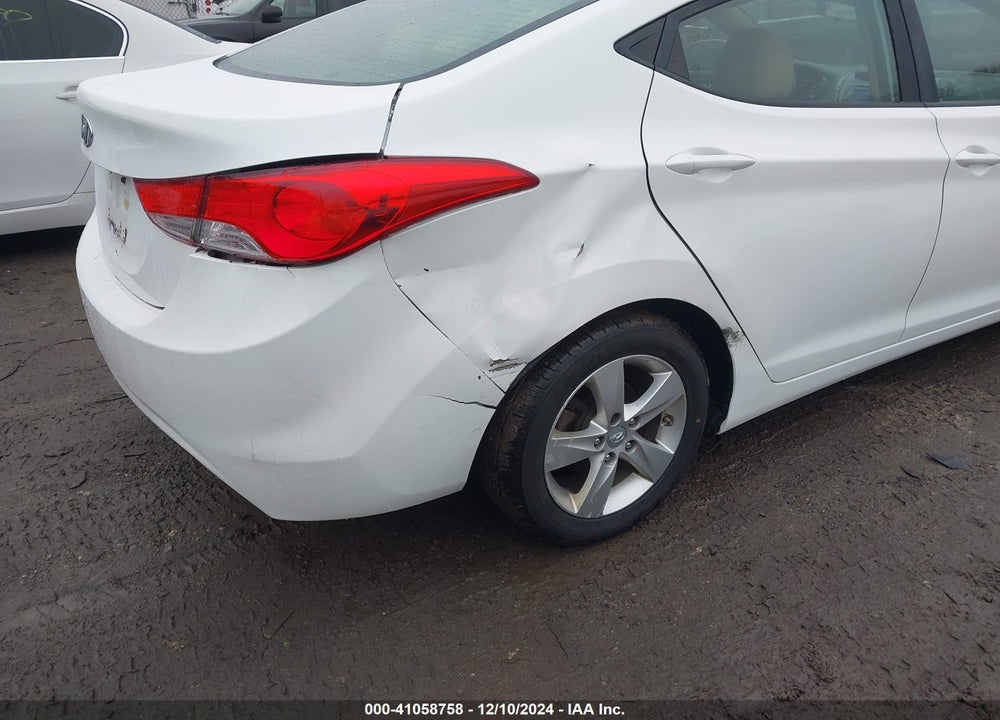 2013 HYUNDAI ELANTRA VIN: 5NPDH4AE9DH299041