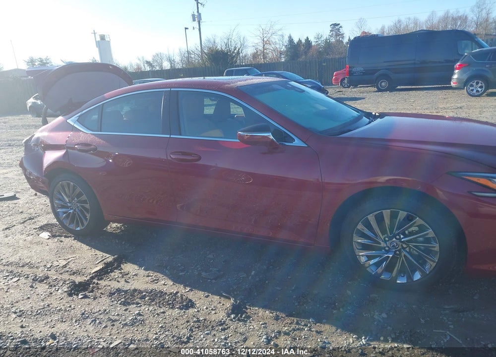 2025 LEXUS ES 300H ULTRA LUXURY VIN: 58AFA1C11SU059334