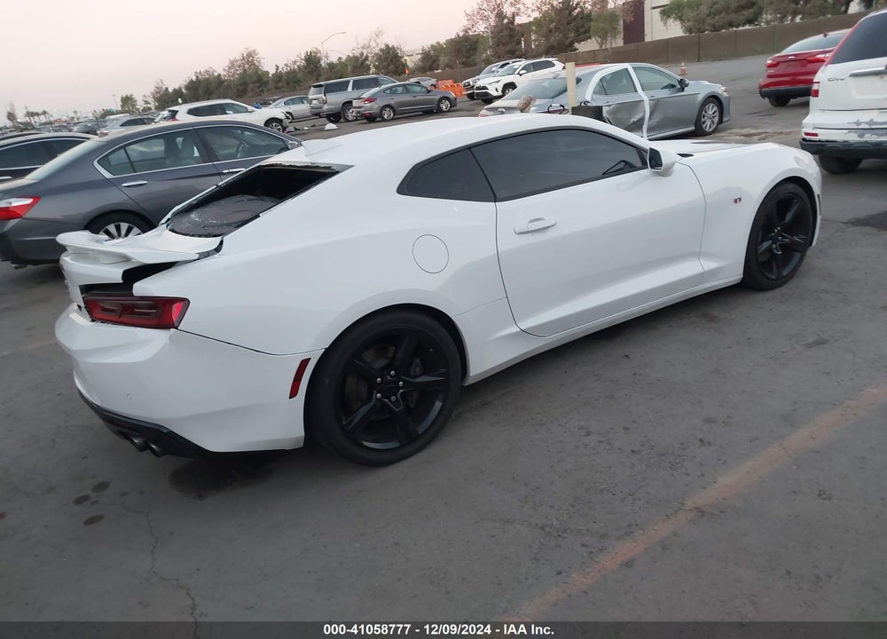 2018 CHEVROLET CAMARO 2SS VIN: 1G1FH1R71J0187087