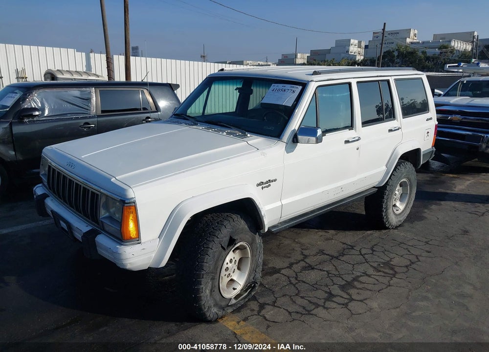 1992 JEEP CHEROKEE LAREDO VIN: 1J4FJ58S8NL232968