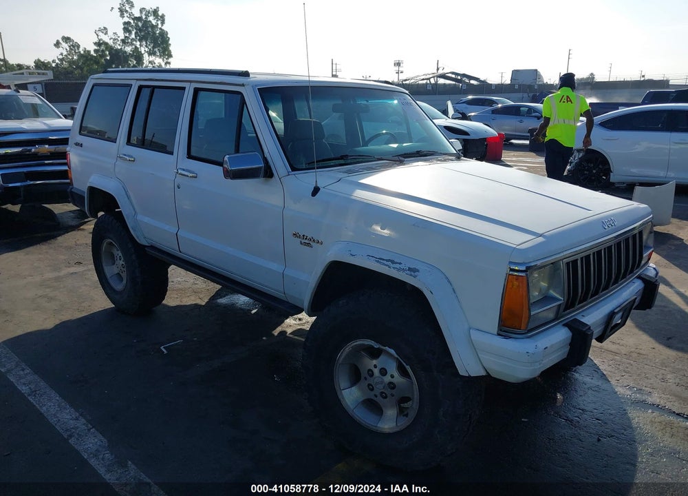 1992 JEEP CHEROKEE LAREDO VIN: 1J4FJ58S8NL232968