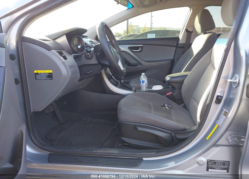2016 HYUNDAI ELANTRA SE VIN: 5NPDH4AE6GH706494