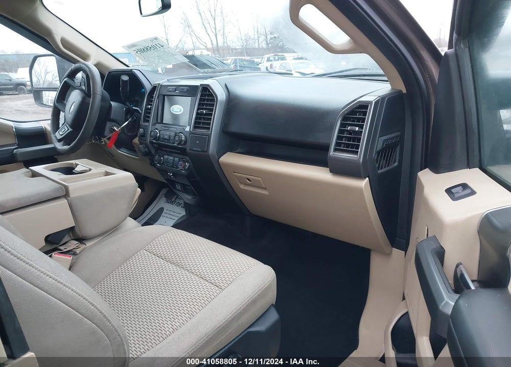 2017 FORD F-150 VIN: 1FTFX1EGXHKC50556