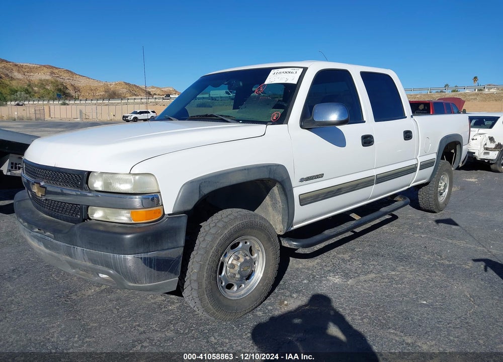 2002 CHEVROLET SILVERADO 2500HD LS VIN: 1GCHC23G22F130893