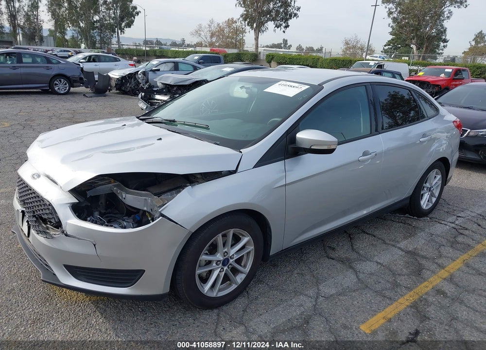 2015 FORD FOCUS SE VIN: 1FADP3F23FL205560