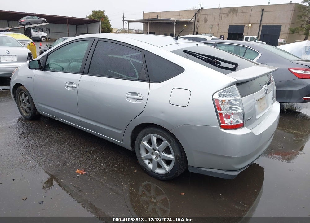 2008 TOYOTA PRIUS TOURING VIN: JTDKB20U083324030