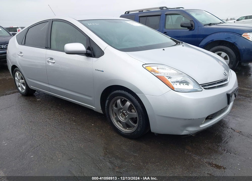 2008 TOYOTA PRIUS TOURING VIN: JTDKB20U083324030