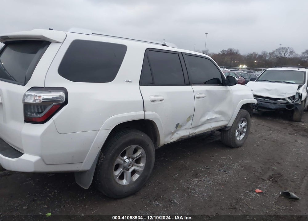 2014 TOYOTA 4RUNNER SR5 VIN: JTEZU5JR5E5083985