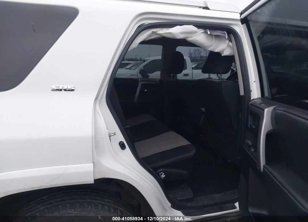 2014 TOYOTA 4RUNNER SR5 VIN: JTEZU5JR5E5083985