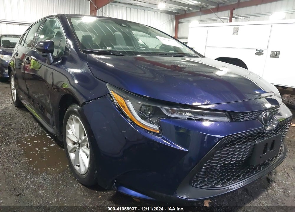 2022 TOYOTA COROLLA LE VIN: 5YFVPMAE1NP339057