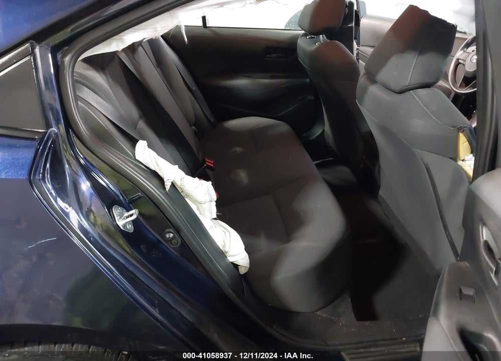 2022 TOYOTA COROLLA LE VIN: 5YFVPMAE1NP339057