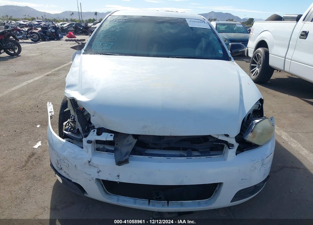2011 CHEVROLET IMPALA LT VIN: 2G1WG5EK4B1196943