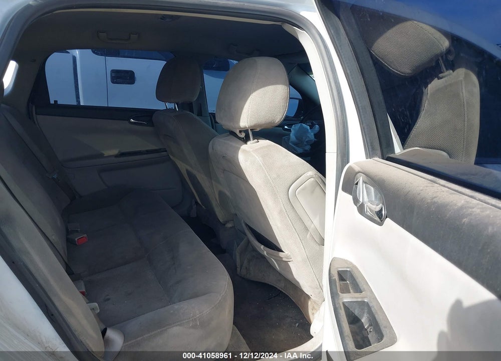 2011 CHEVROLET IMPALA LT VIN: 2G1WG5EK4B1196943