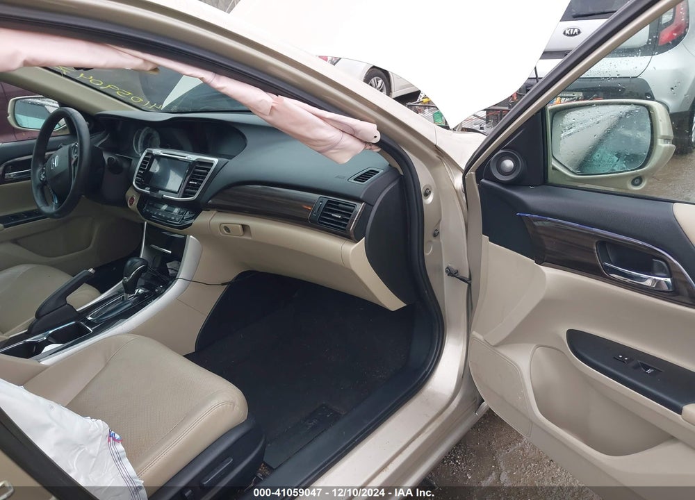2016 HONDA ACCORD EX-L VIN: 1HGCR2F8XGA007183