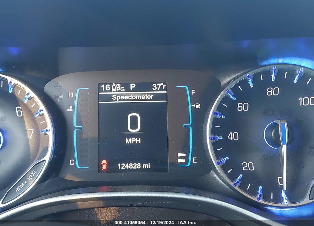 2017 CHRYSLER PACIFICA TOURING L VIN: 2C4RC1BG0HR610917