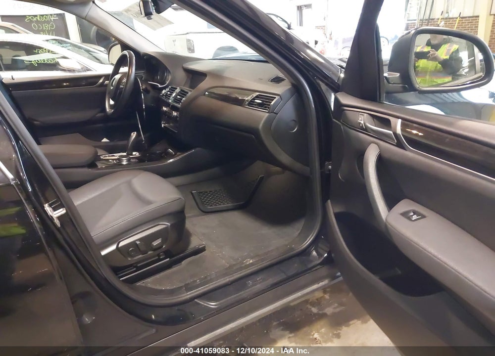 2017 BMW X3 SDRIVE28I VIN: 5UXWZ7C38H0X42123