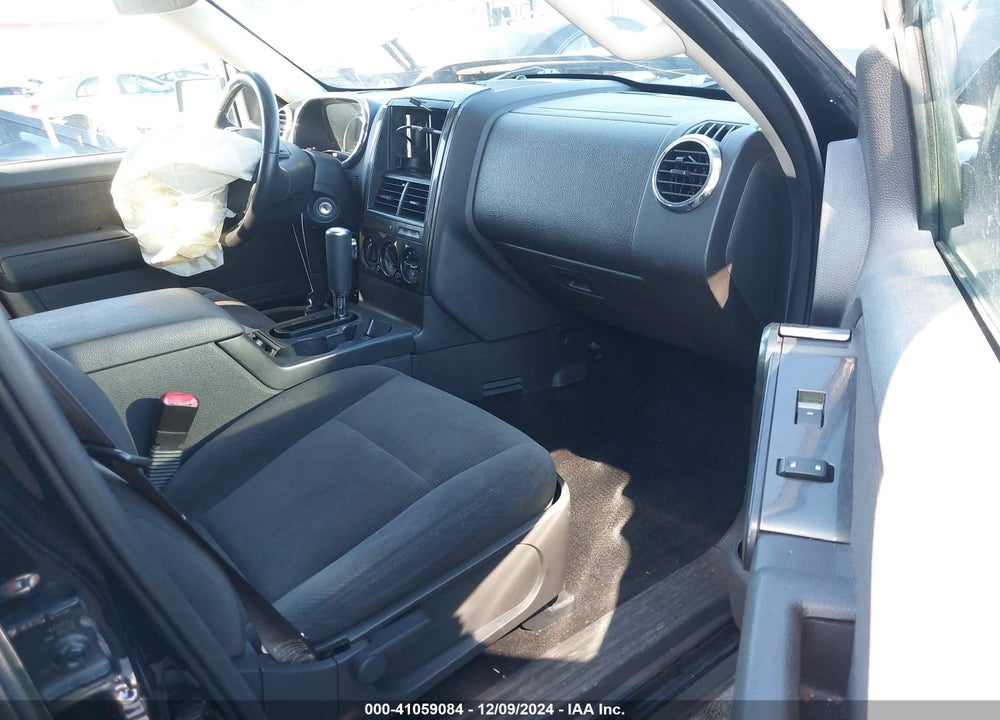 2010 FORD EXPLORER XLT VIN: 1FMEU7DEXAUA30640