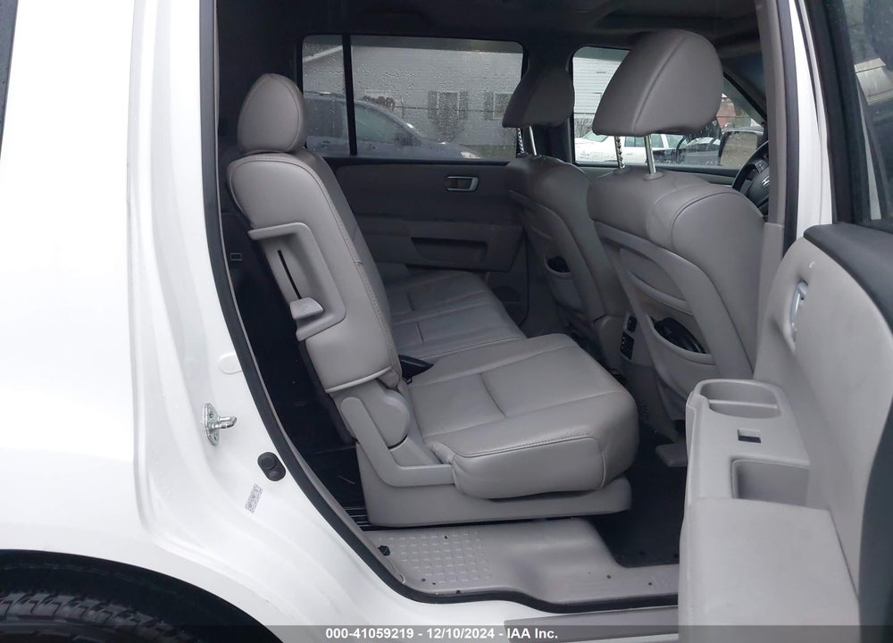 2009 HONDA PILOT EX-L VIN: 5FNYF48679B011142