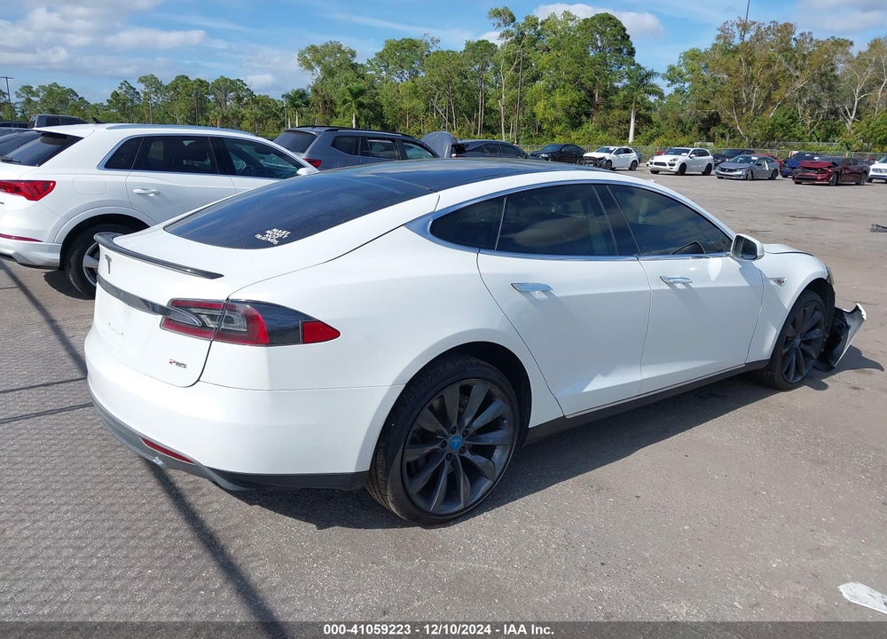 2013 TESLA MODEL S PERFORMANCE VIN: 5YJSA1CP0DFP07126