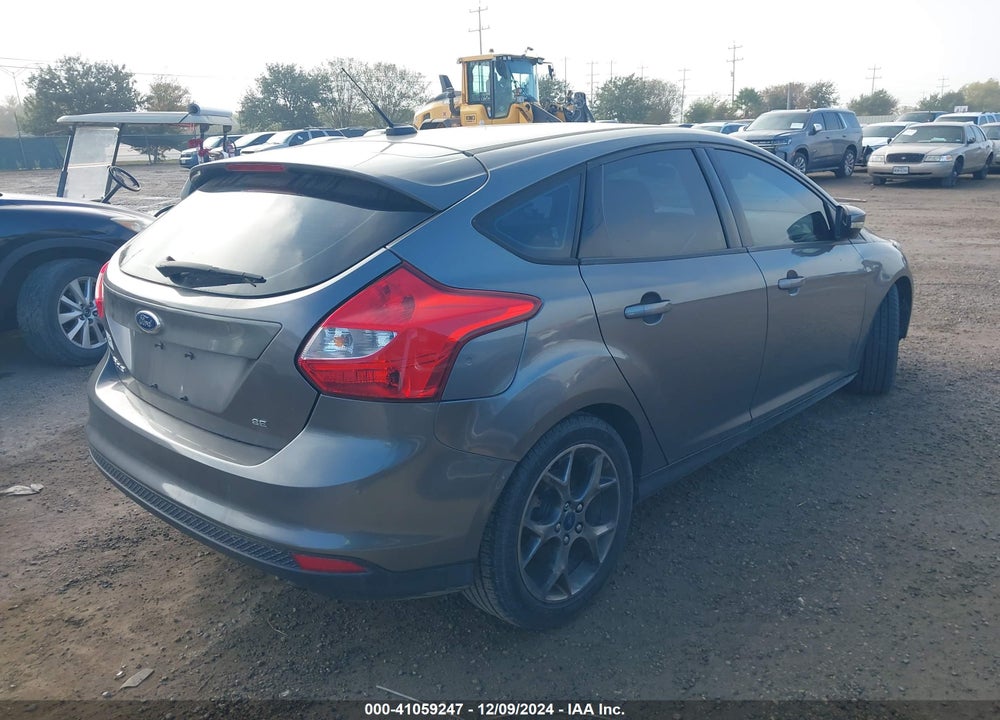 2014 FORD FOCUS SE VIN: 1FADP3K23EL294583