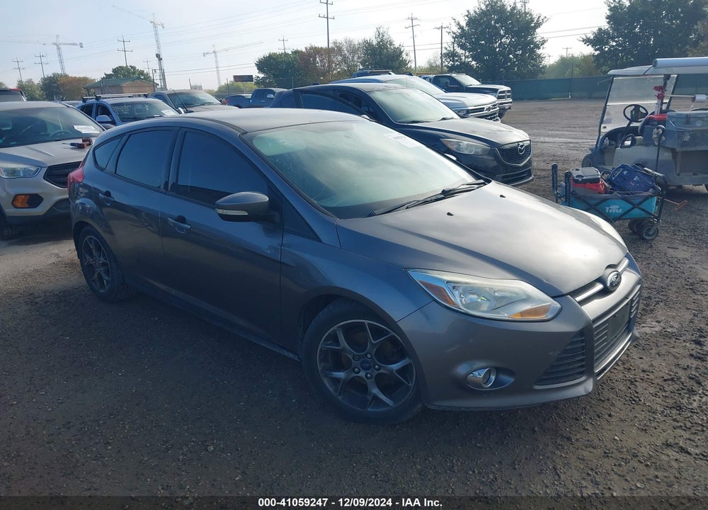 2014 FORD FOCUS SE VIN: 1FADP3K23EL294583