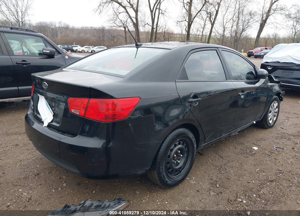 2013 KIA FORTE LX VIN: KNAFT4A28D5680762