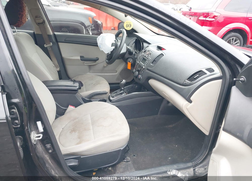 2013 KIA FORTE LX VIN: KNAFT4A28D5680762