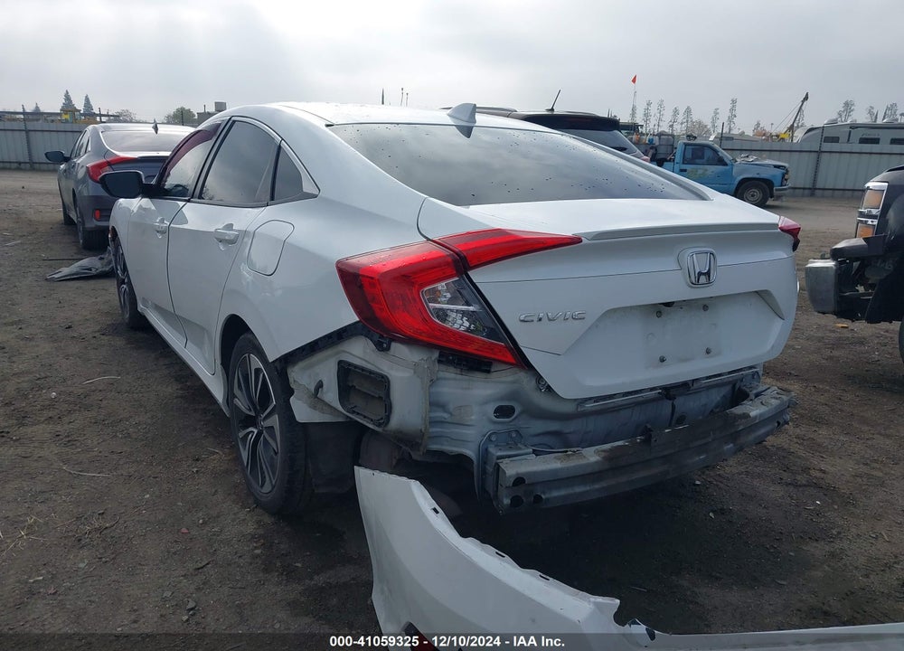 2018 HONDA CIVIC EX-L VIN: JHMFC1F74JX017709